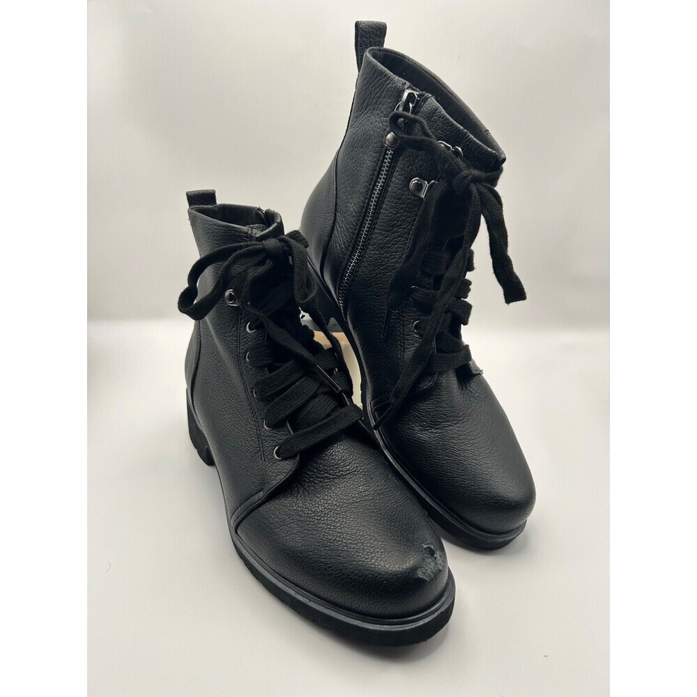 Munro Hartley Black Leather Ankle Boots Women's Size 9.5M-Scuffed toe
